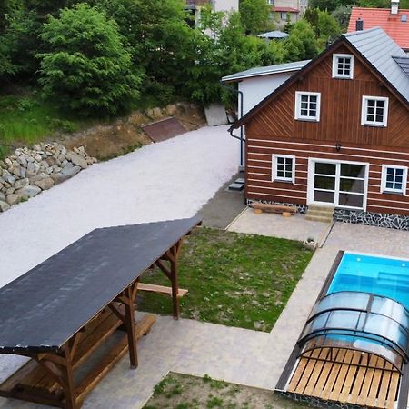 Chalupa U Bedrnu Rybniste Exteriér fotografie